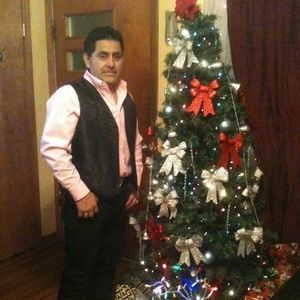 Meet your Posher, Moises